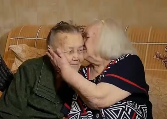 俄罗斯姊妹二战时期因战乱失散 寻亲78载奇迹重聚