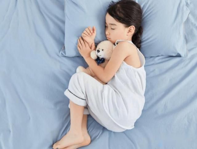 为什么早熟影响身高