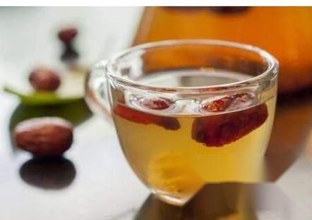 教你自制生姜红枣酵素，暖胃驱寒效果好