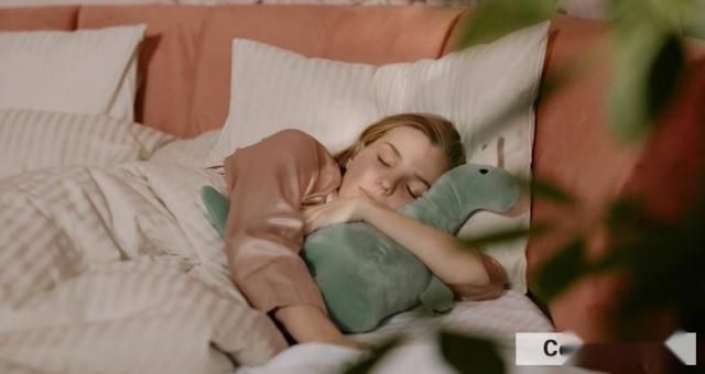 睡觉的时候总是乱动怎么办