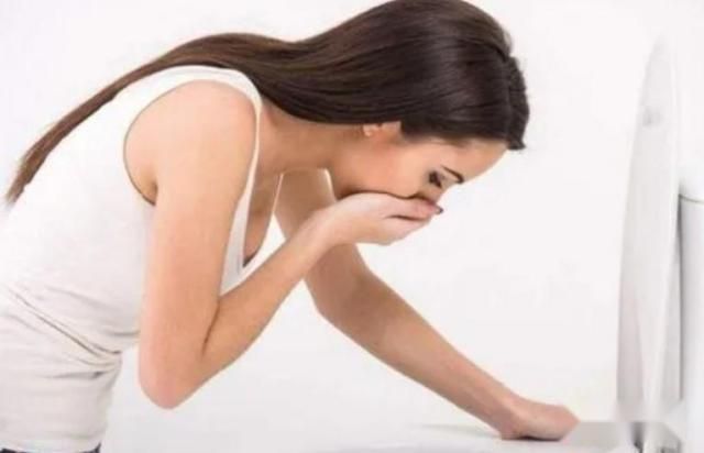 新冠病毒的症状能自愈吗有呕吐吗