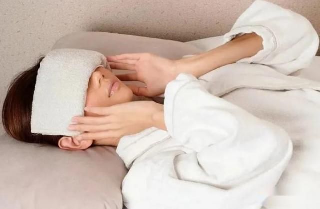 眼部囊肿手术后应注意些什么